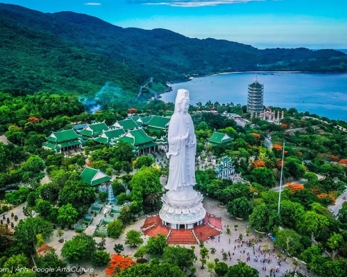 Danang to Linh Ung Pagoda by Private Car