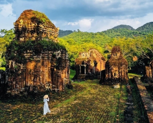 Hoi an to My Son Sanctuary by Private Car 